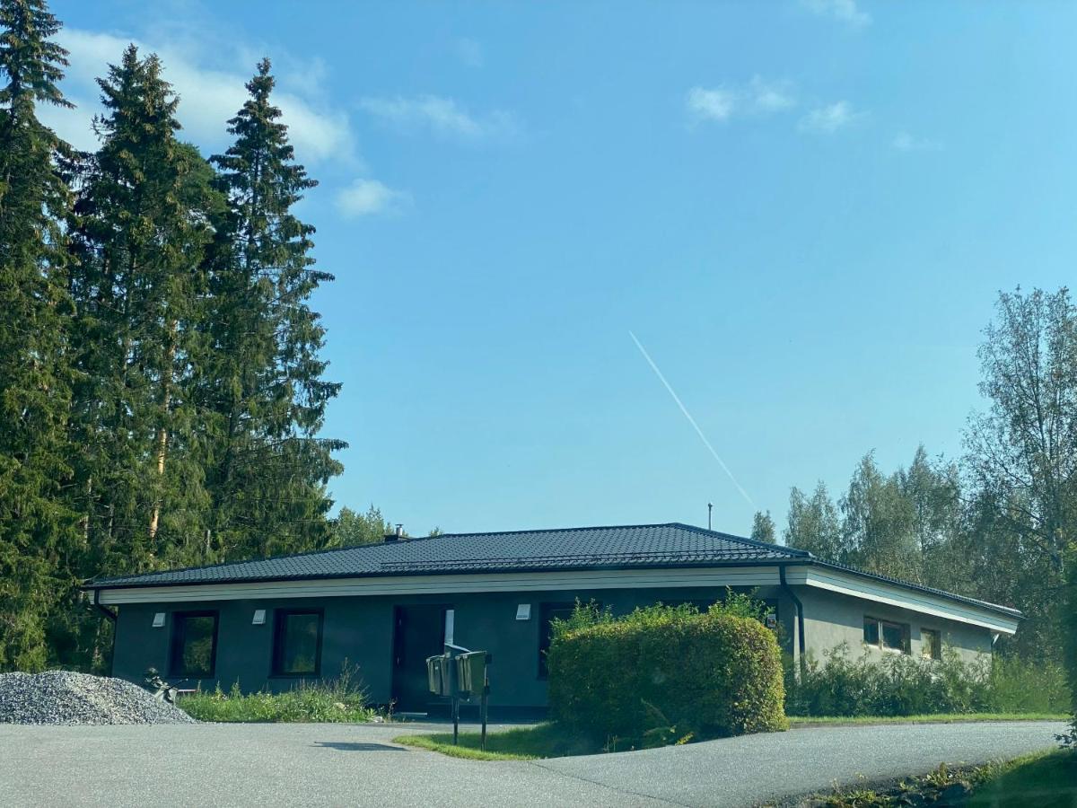 Idyllic Villa Unikko With Jacuzzi And Sauna Pori Exterior photo